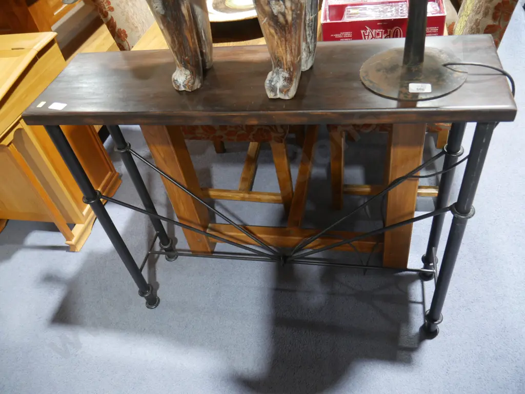 Hall table Image 1++