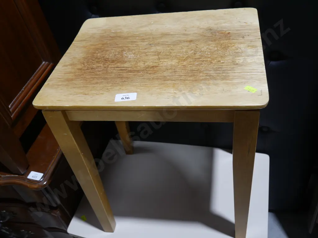 Occasional table Image 1++