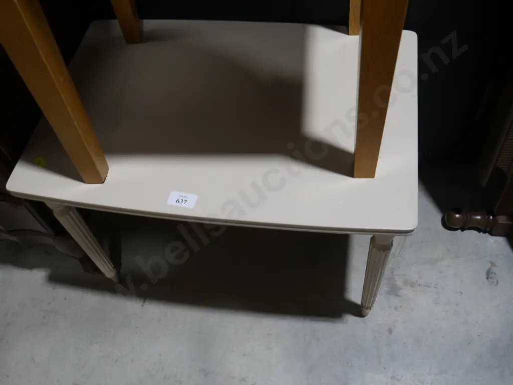 Occasional table Image 1++