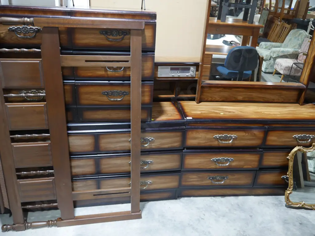 Six piece bedroom suite Image 1++