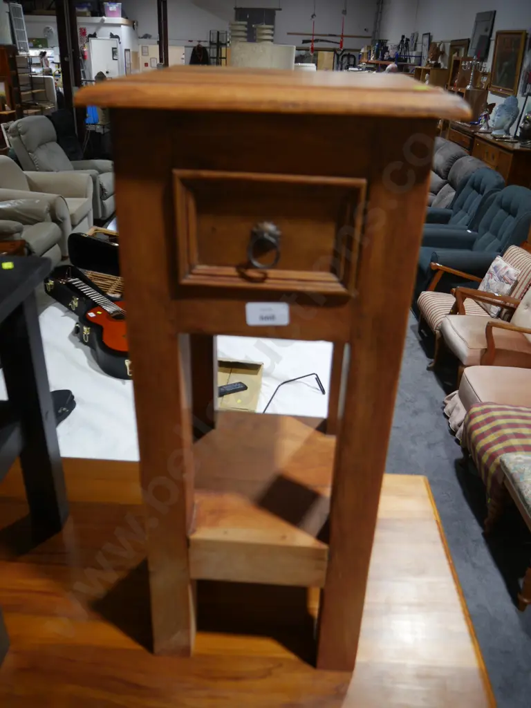 Occasional table with drawer Image 1++