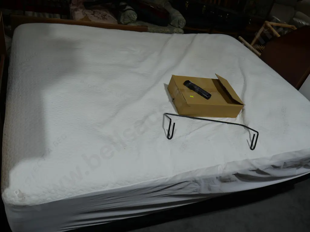 Queen size electric bed Image 1++
