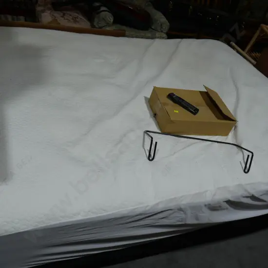 Queen size electric bed