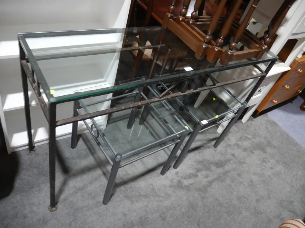 Metal and glass hall table Image 1++