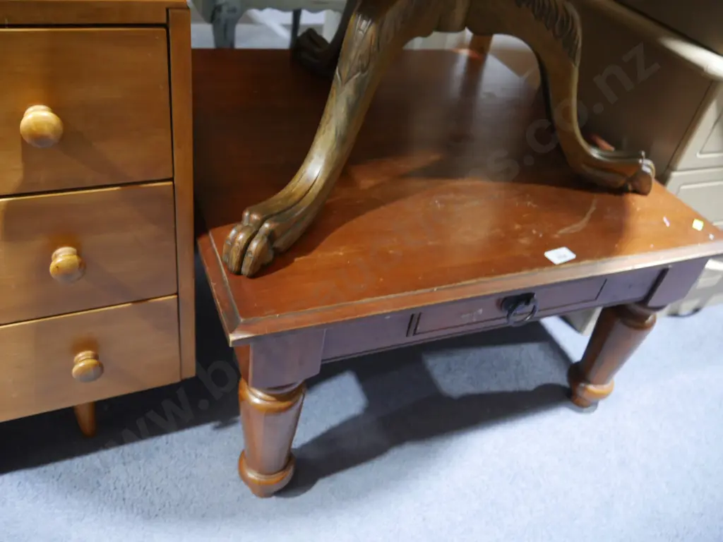 Coffee table Image 1++