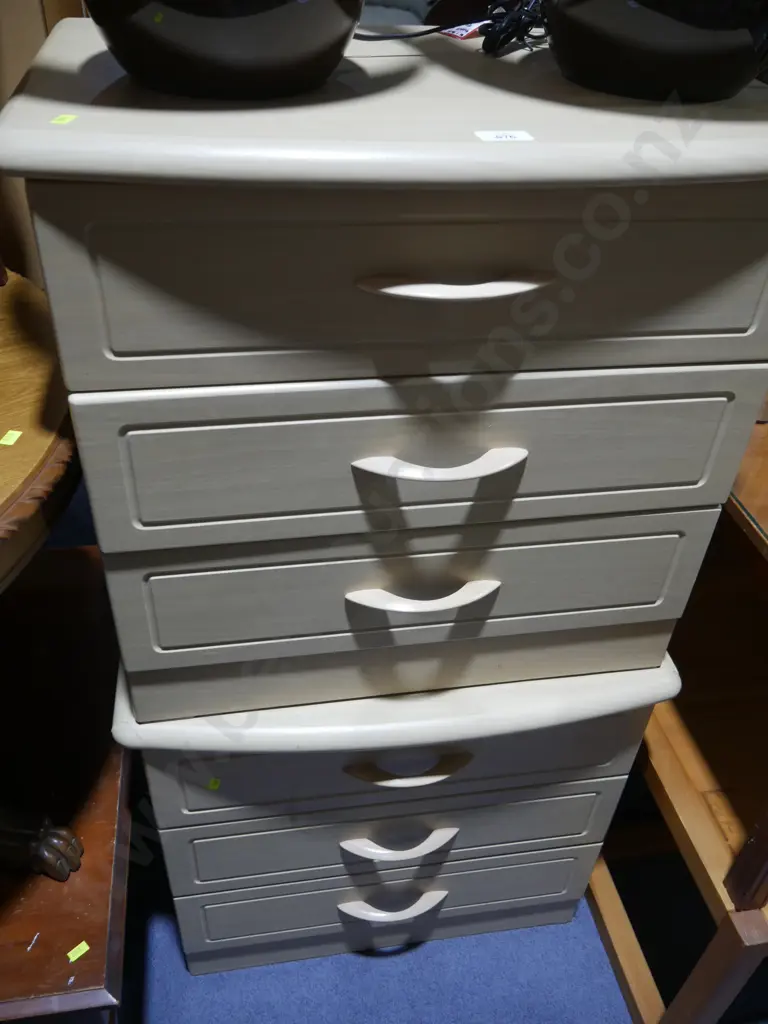 Pair bedside drawers Image 1++