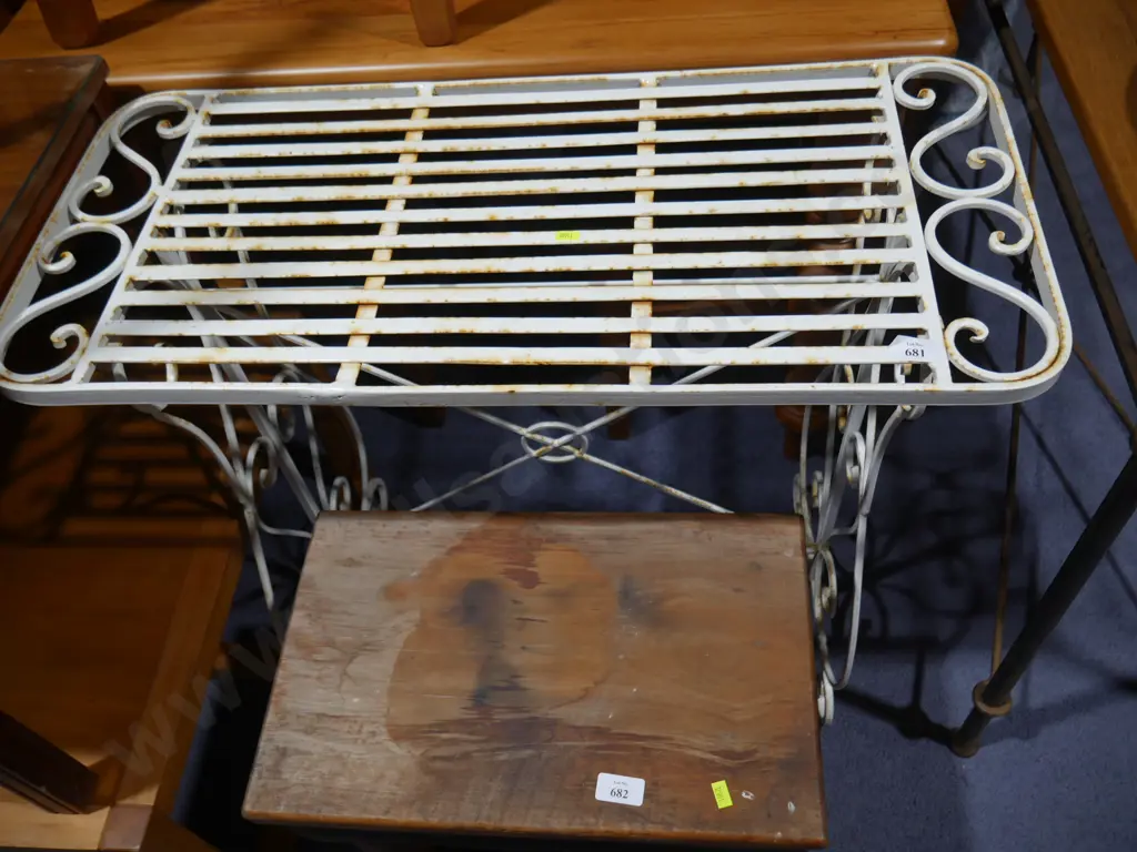 Wrought iron table Image 1++
