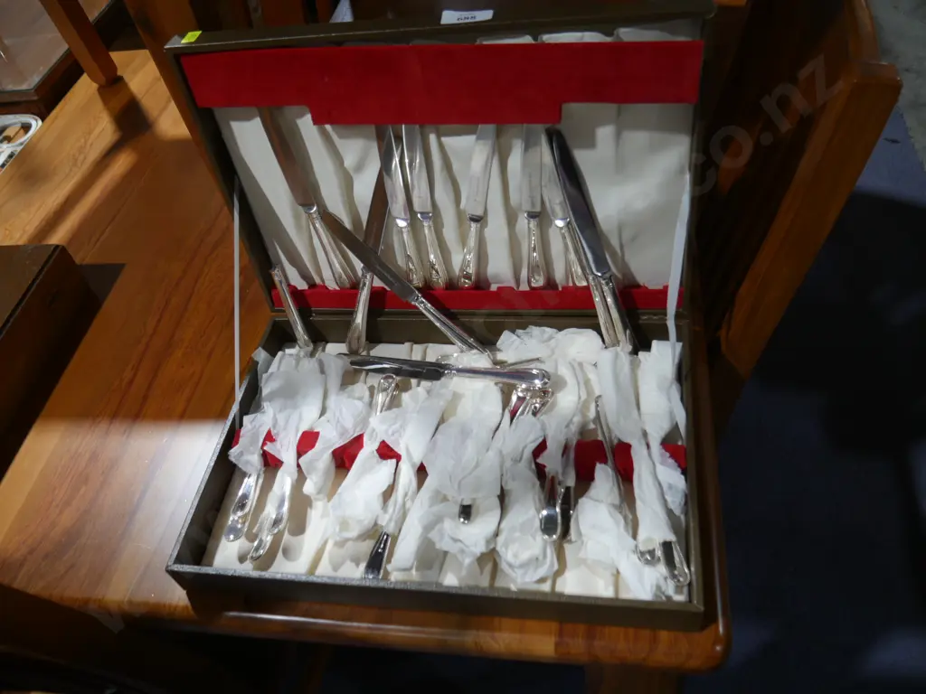 Cutlery set Image 1++