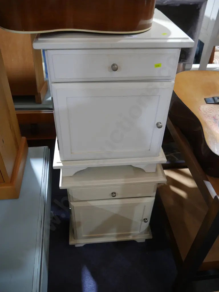 Pair of white bedside cabinets Image 1++