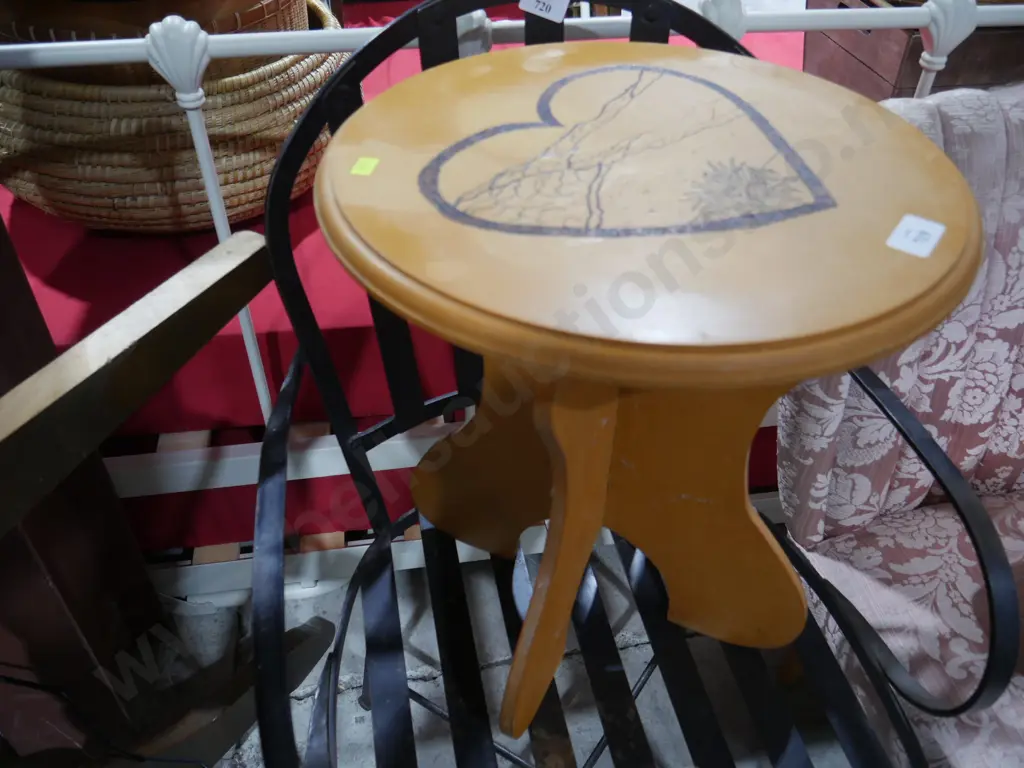 Occasional table Image 1++
