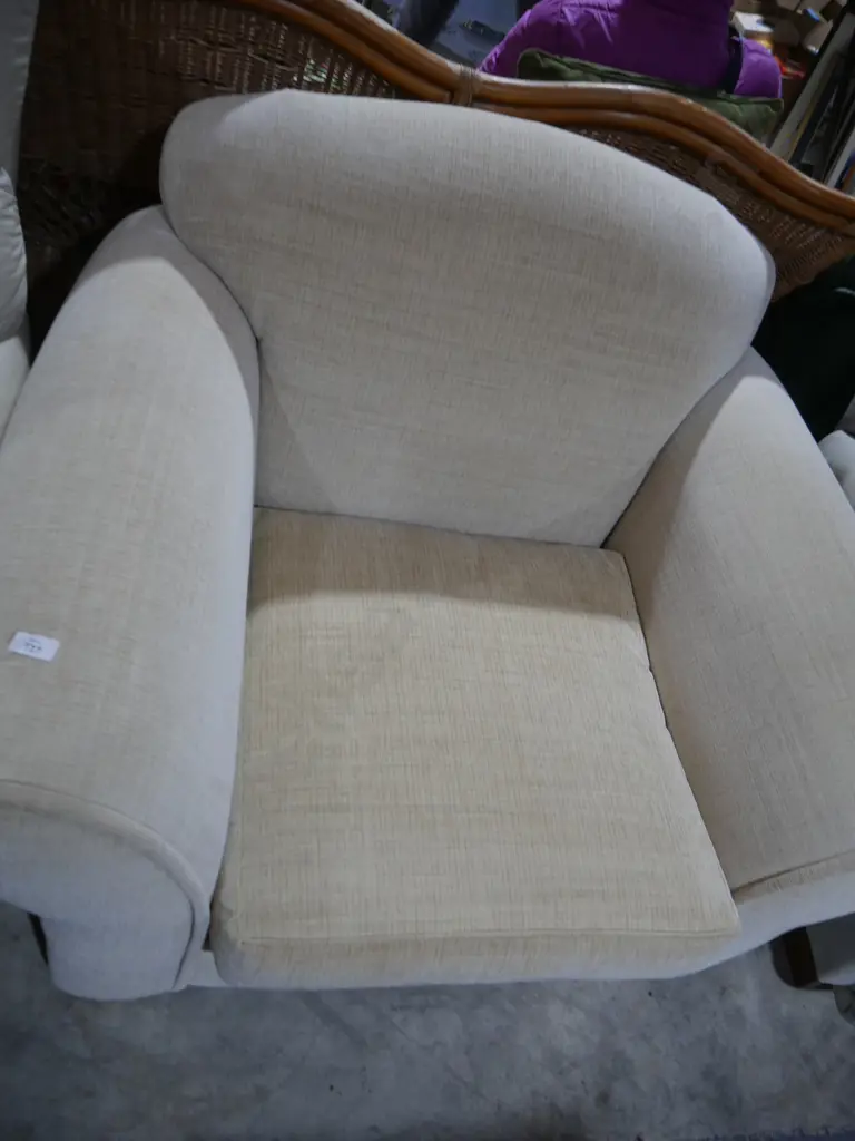 Armchair Image 1++