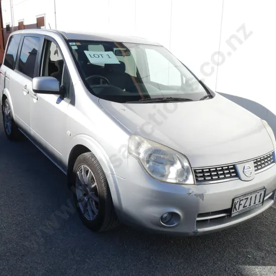 2005 Nissan Lafesta