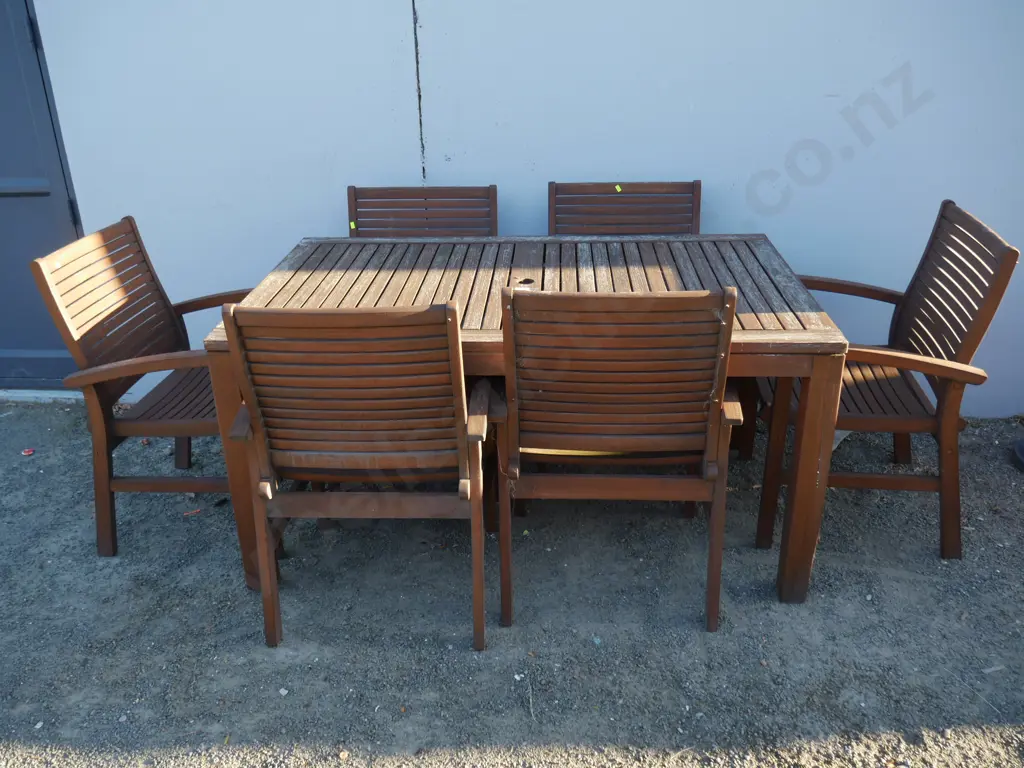 Wooden outdoor table and six chairs Image 1++