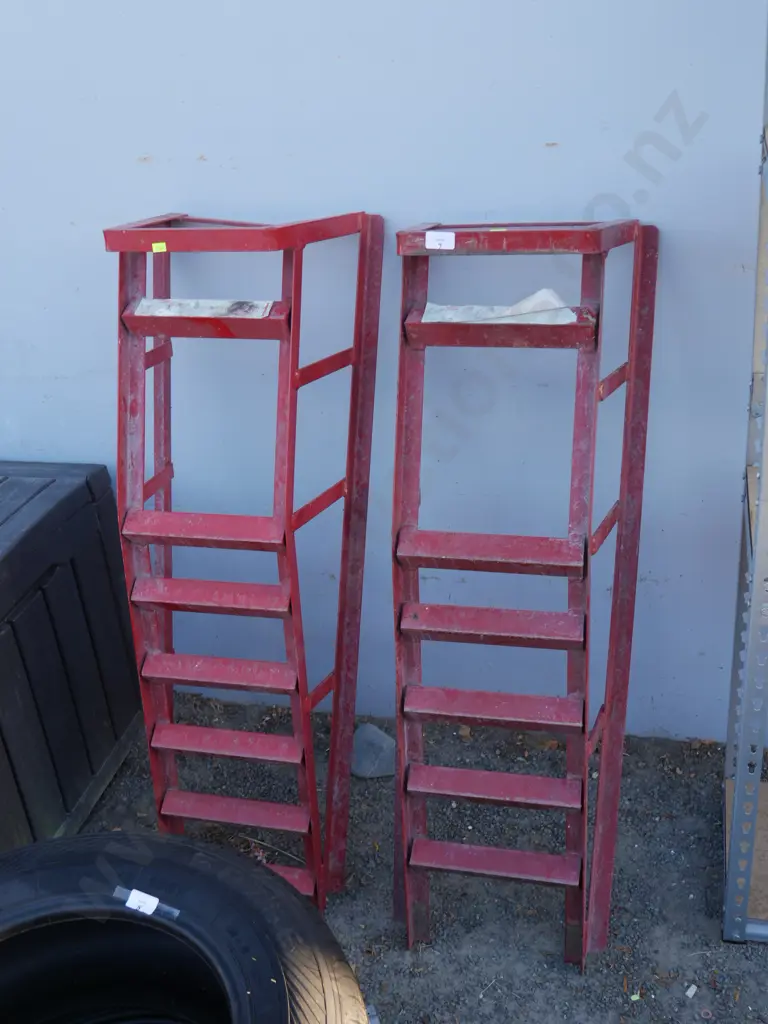 Pair of ramps Image 1++