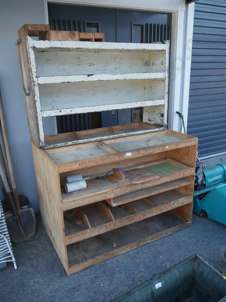 Shelving units Image 1++