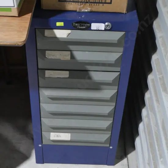 Filing drawers