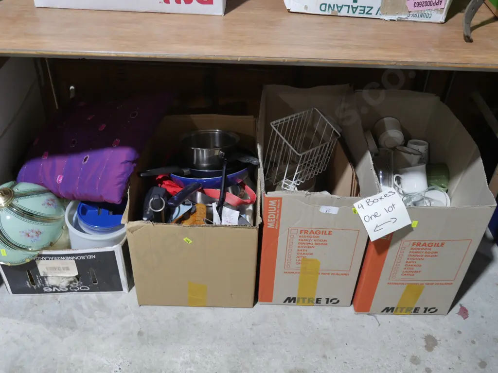 4 boxes of kitchenware etc Image 1++