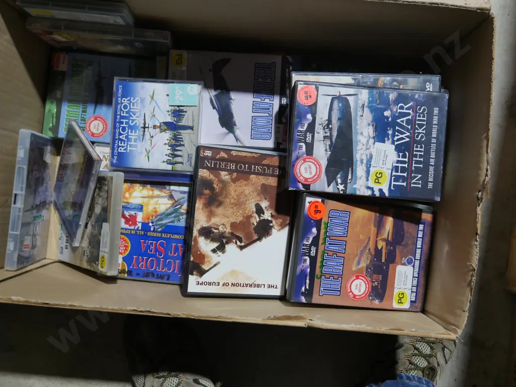War DVDs Image 1++