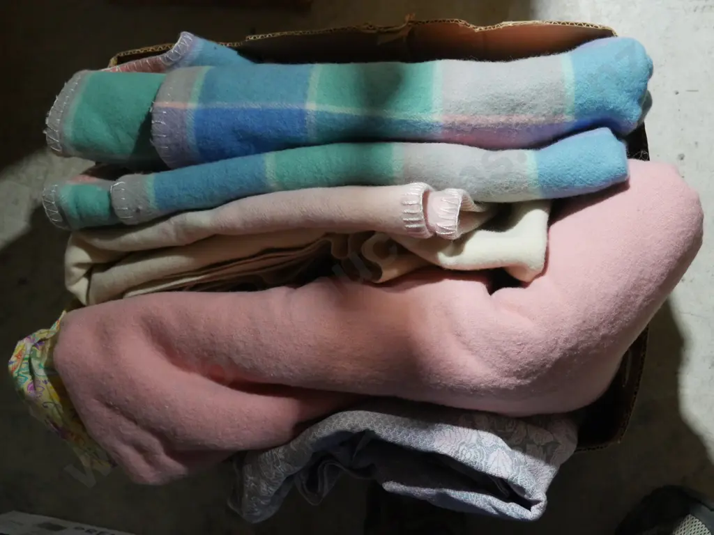 Woolen blankets Image 1++
