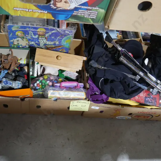 2 boxes of toys, ski boots etc