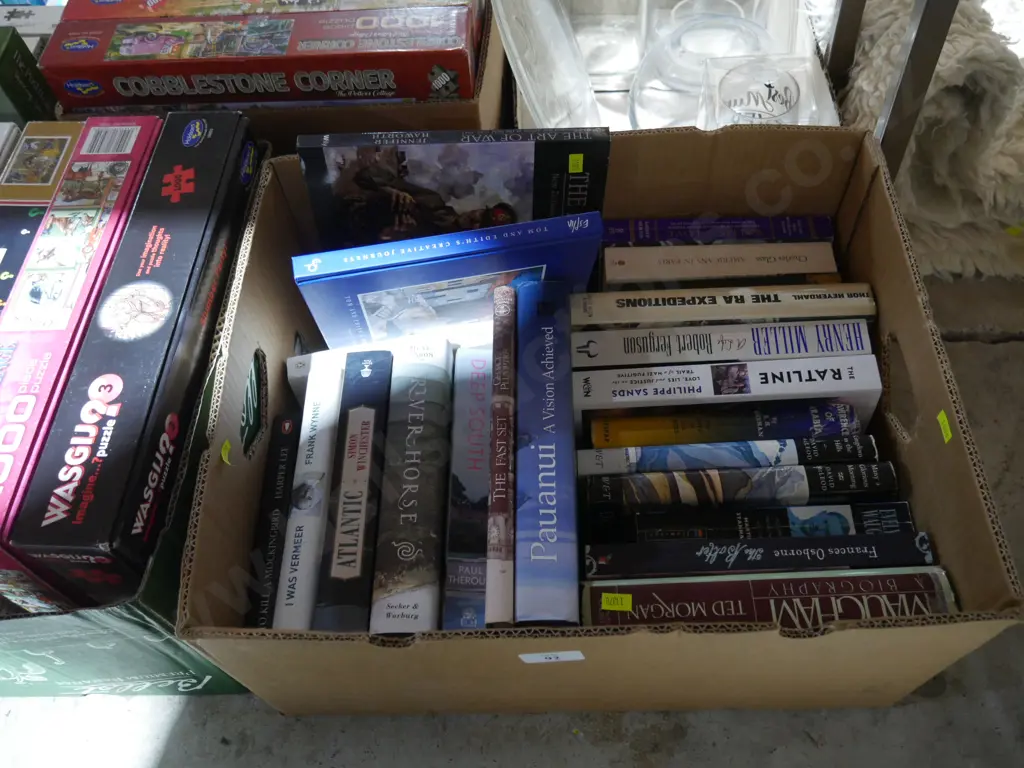 Box of books Image 1++