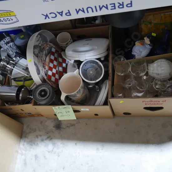3 boxes of kitchenware