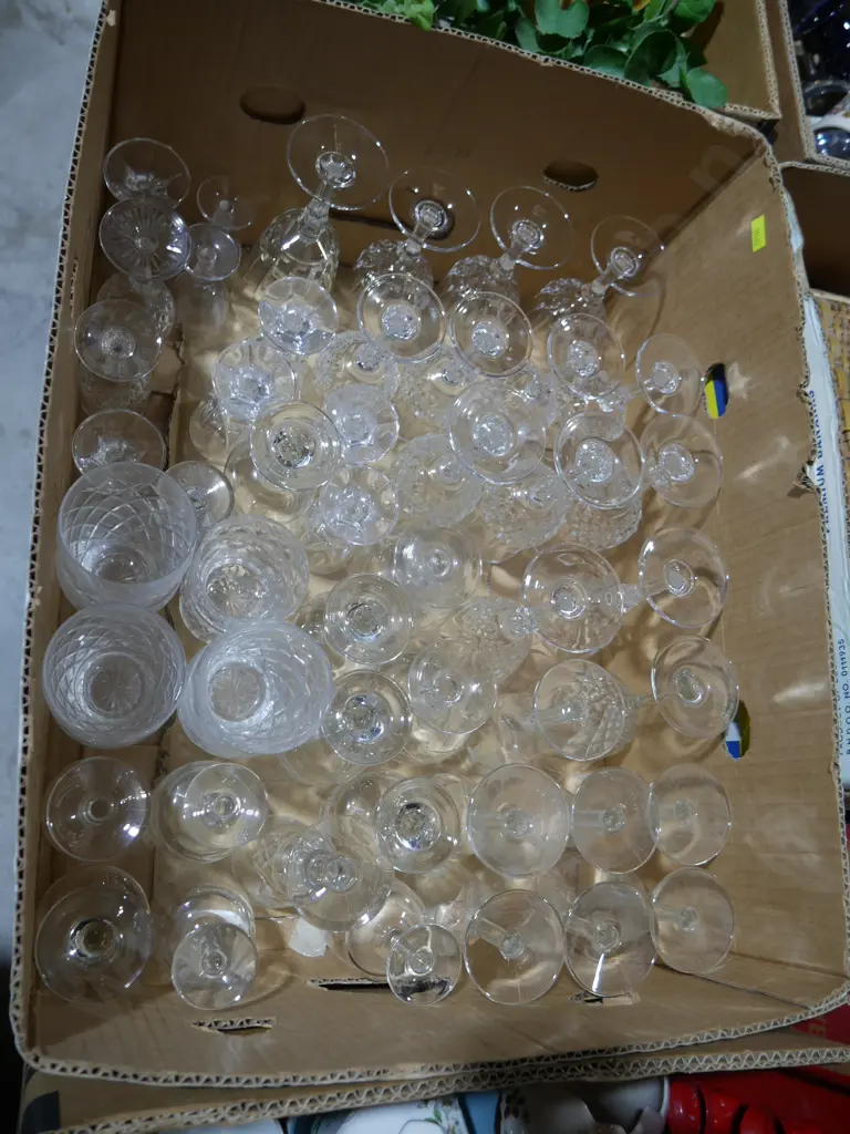 Glass and Crystalware Image 1++