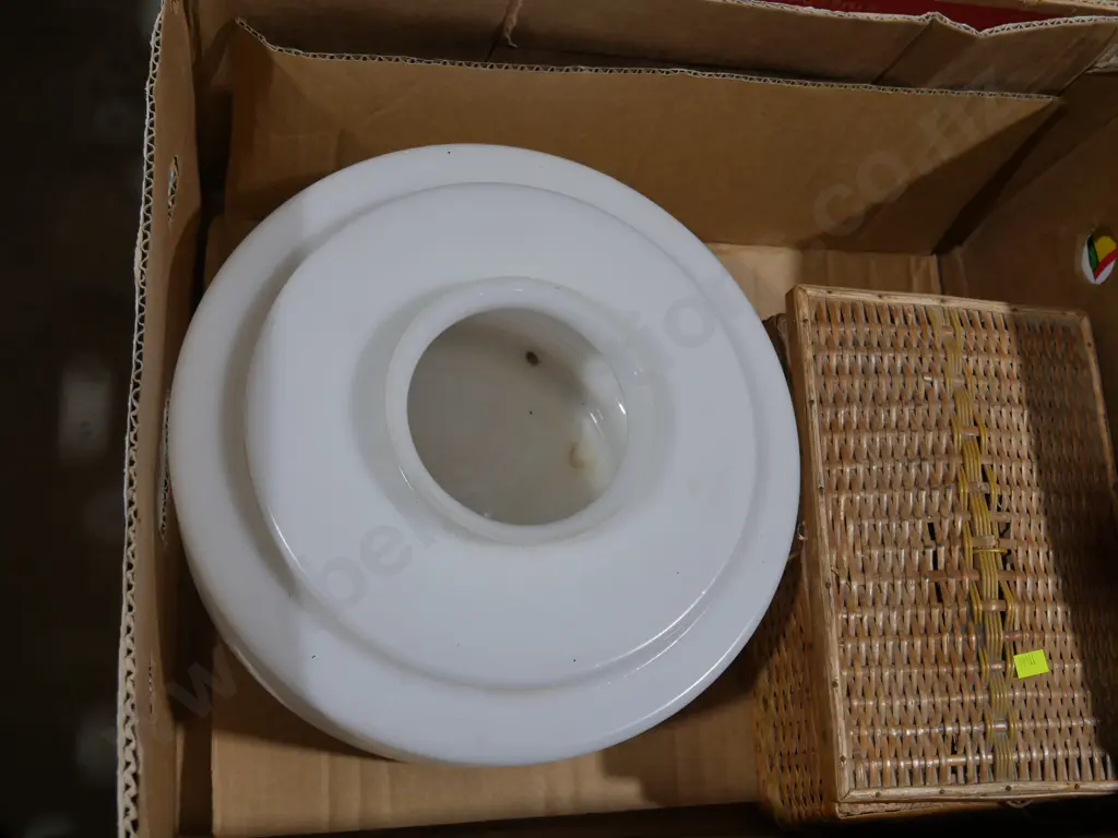 Sewing box, light shade Image 1++