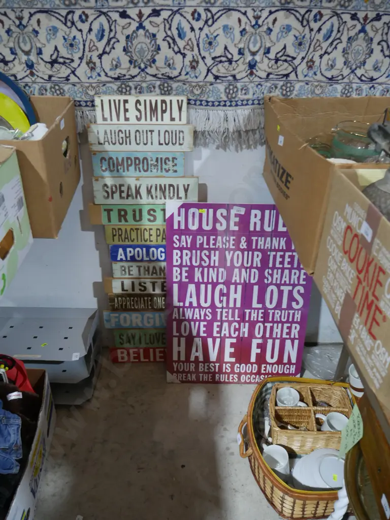 Inspirational quote and house rule signs Image 1++