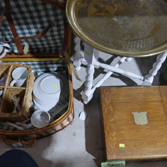 Picnic basket, side table, wooden box