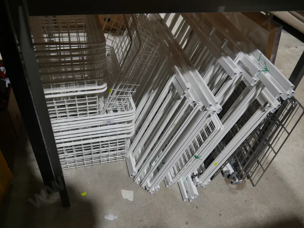 Metal wire rack Image 1++