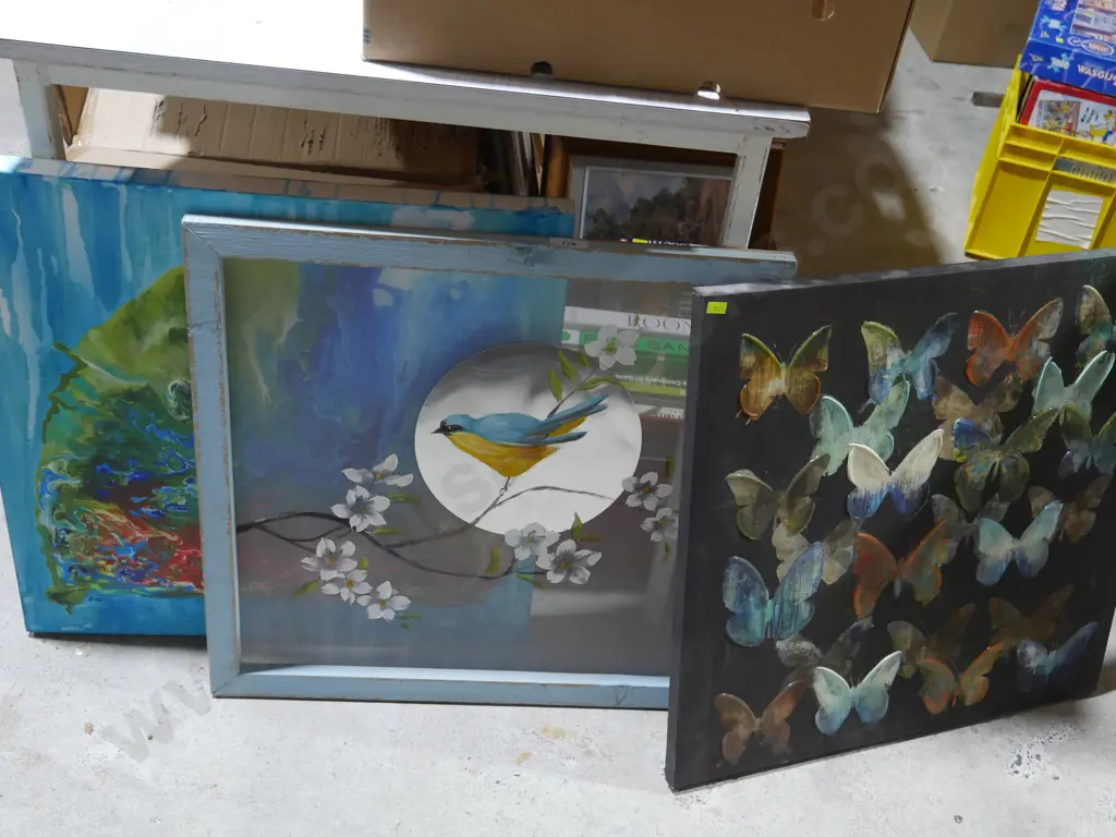 Assorted art Image 1++