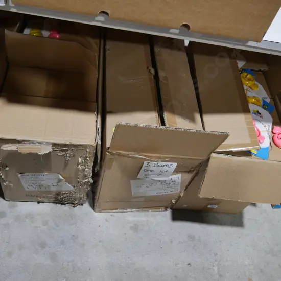Three boxes of new loopy animal toys