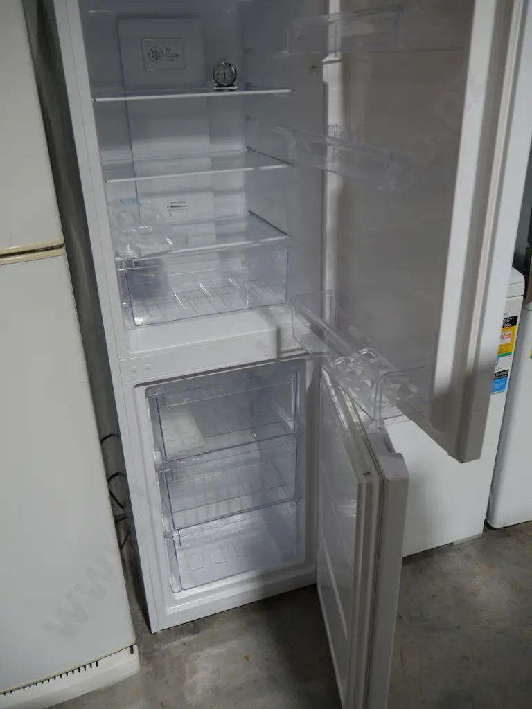 Haier fridge freezer Image 1++