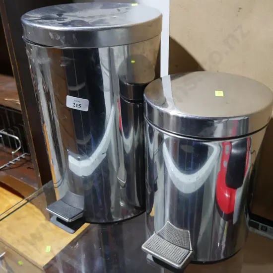 2 rubbish bins