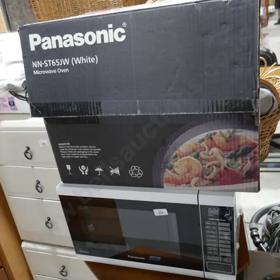 Microwave