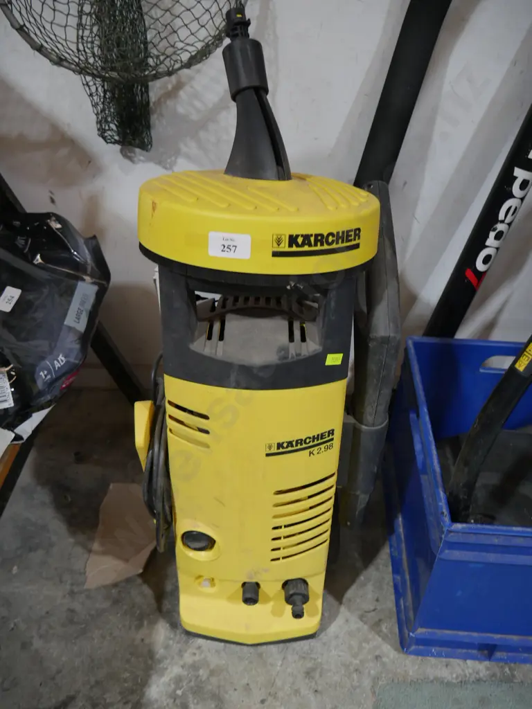 Kärcher water blaster Image 1++