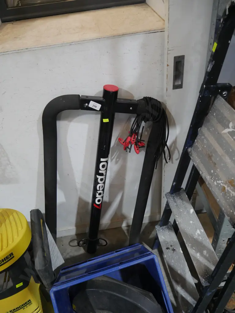 Torpedo7 bike rack Image 1++
