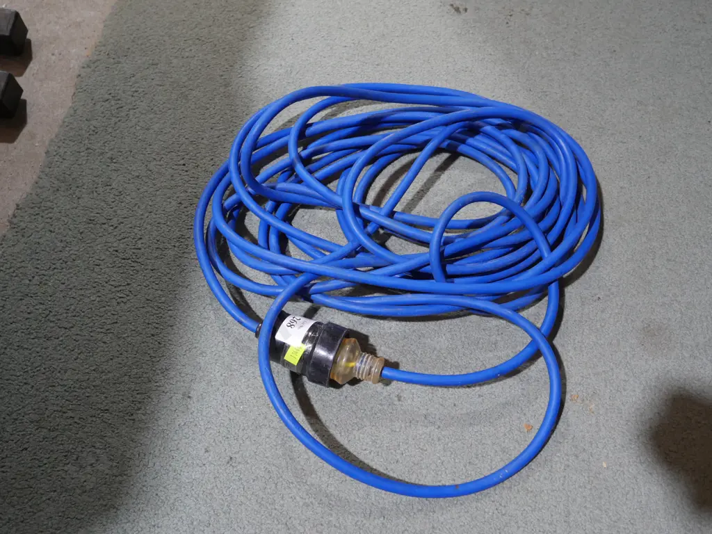 Extension cord Image 1++