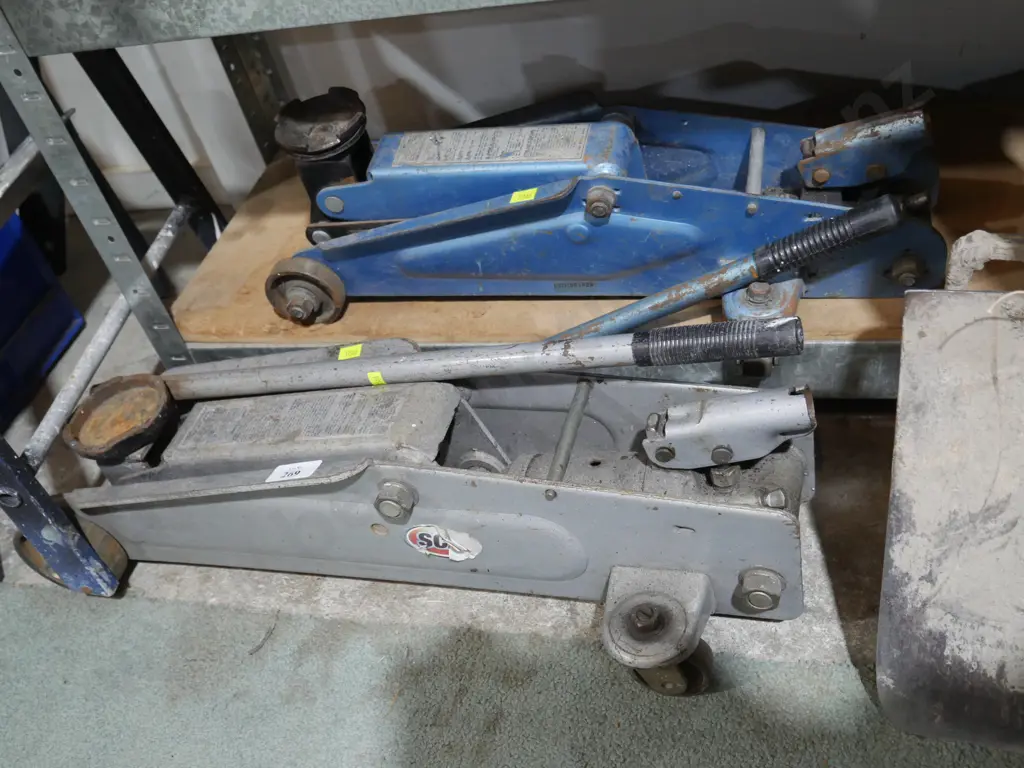 Two trolley jacks Image 1++