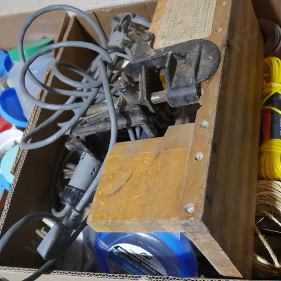 Assorted workshop sundries