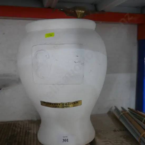 Urn