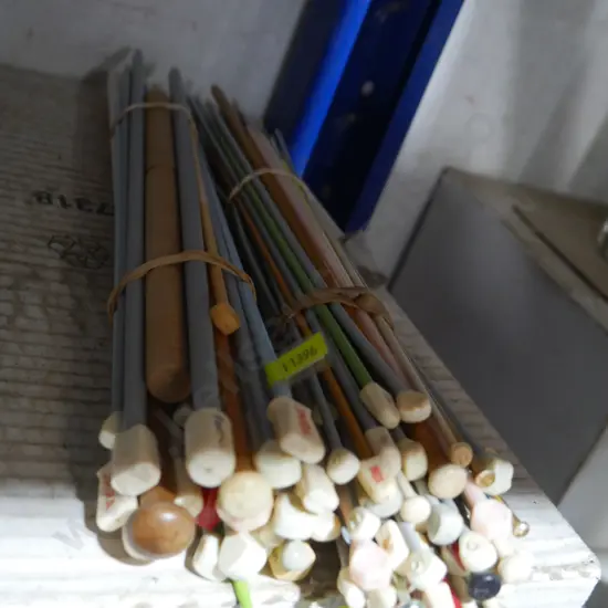 Knitting needles