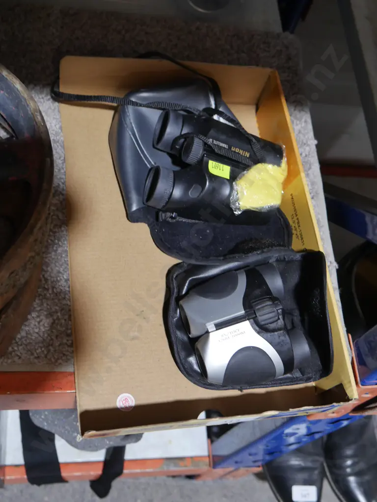 2 binoculars Image 1++