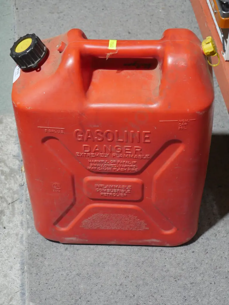 Petrol can Image 1++