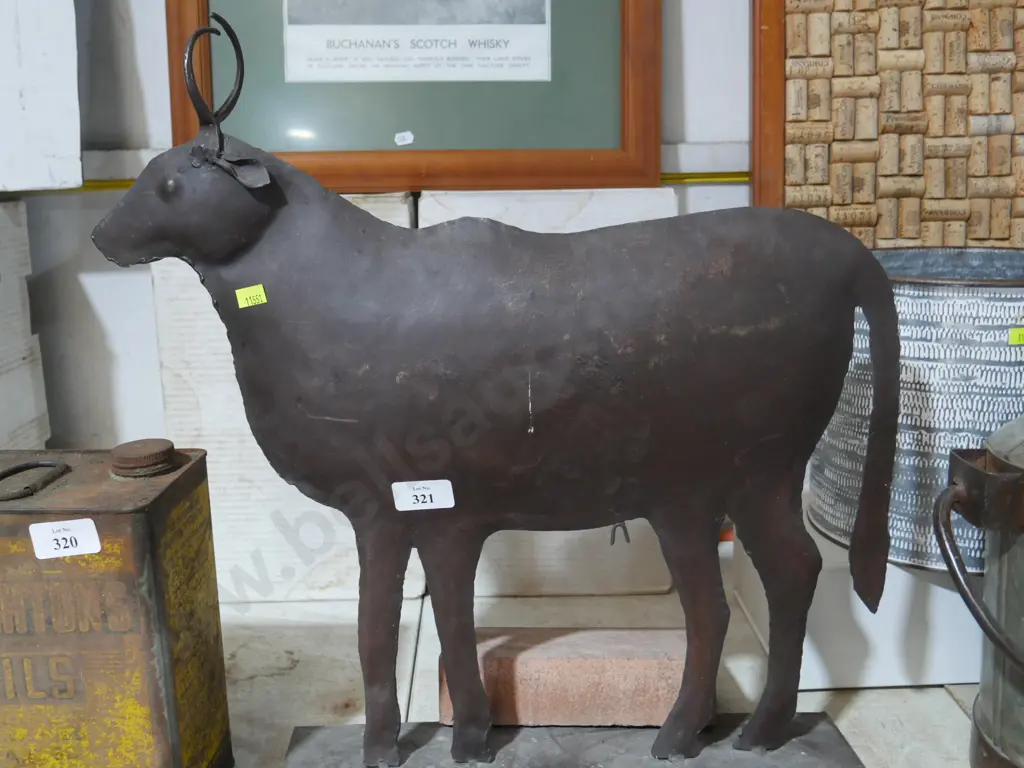Metal cow ornament Image 1++