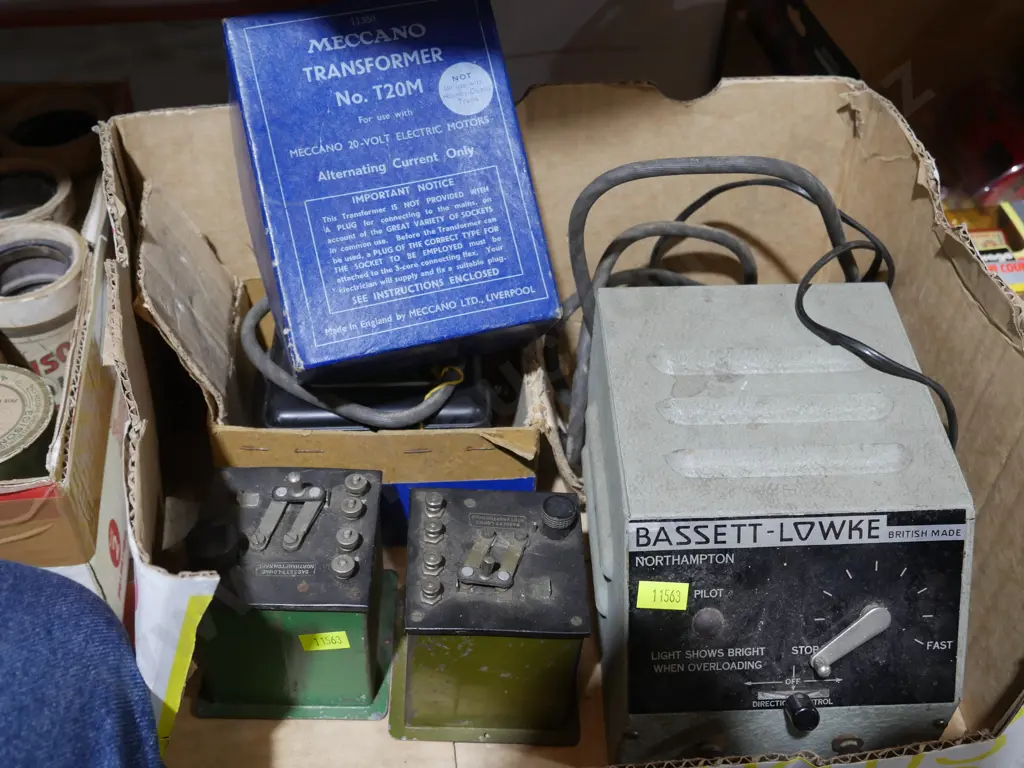 Meccano transformer etc Image 1++