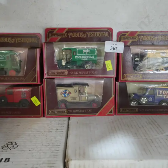 6 Matchbox model cars