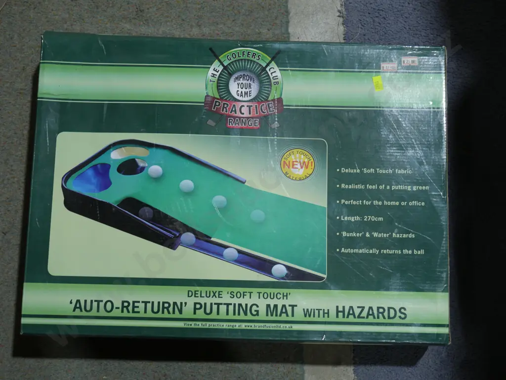 Auto return putting mat Image 1++