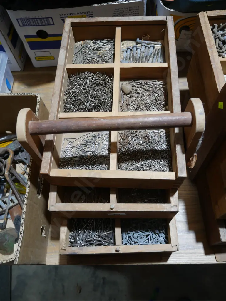 Assorted nails, screws etc Image 1++